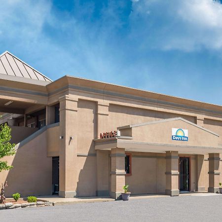 Days Inn By Wyndham Mt. Sterling Mount Sterling Buitenkant foto