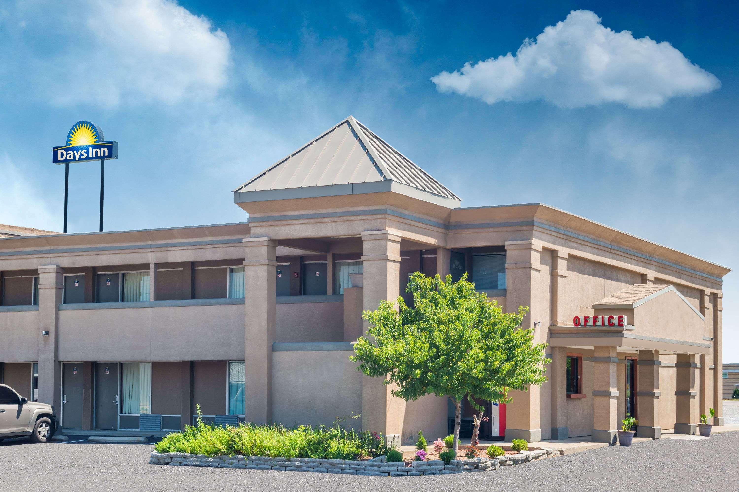 Days Inn By Wyndham Mt. Sterling Mount Sterling Buitenkant foto