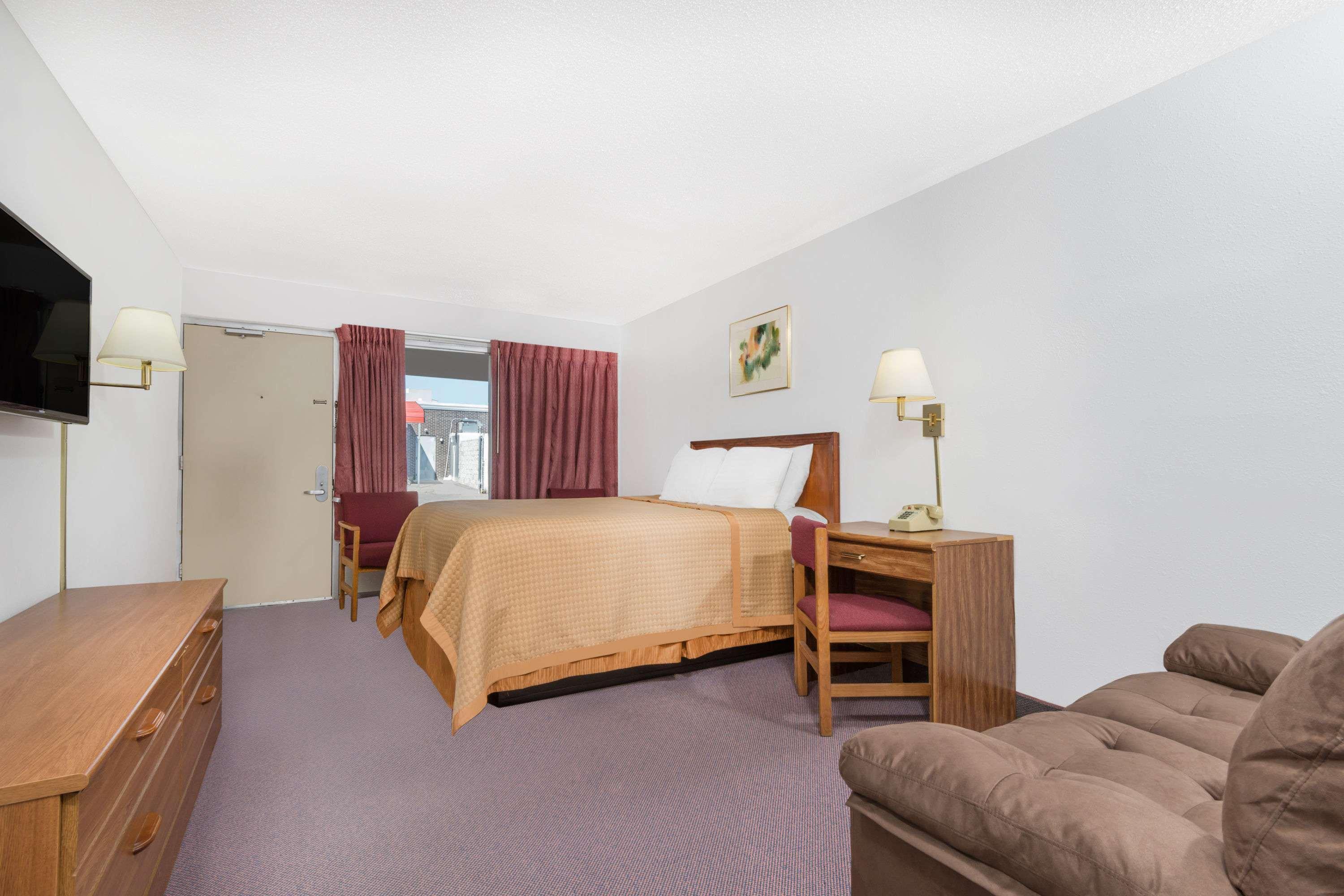 Days Inn By Wyndham Mt. Sterling Mount Sterling Buitenkant foto